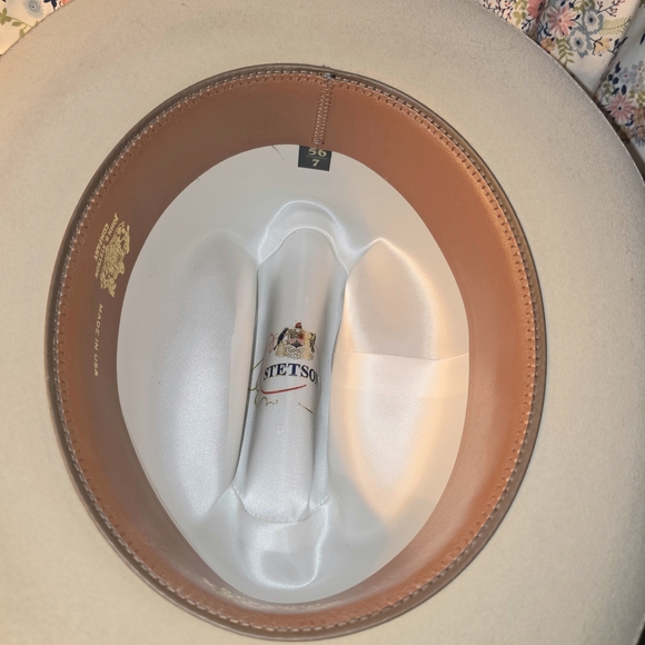 Stetson Cream Hat with Feather Accent